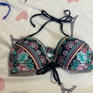 Floral bikini top
